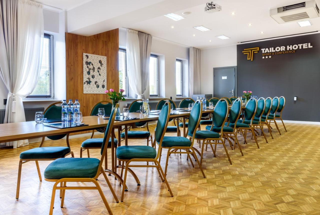 Tailor Hotel Sport & Conference Morag Bagian luar foto