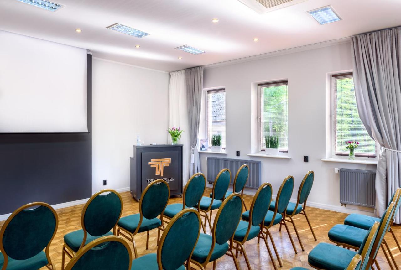 Tailor Hotel Sport & Conference Morag Bagian luar foto